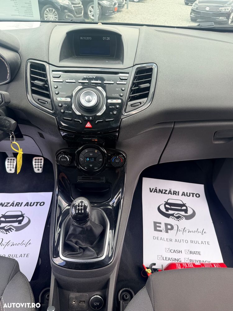 Ford Fiesta 1.6 TDCI DPF Titanium - 18