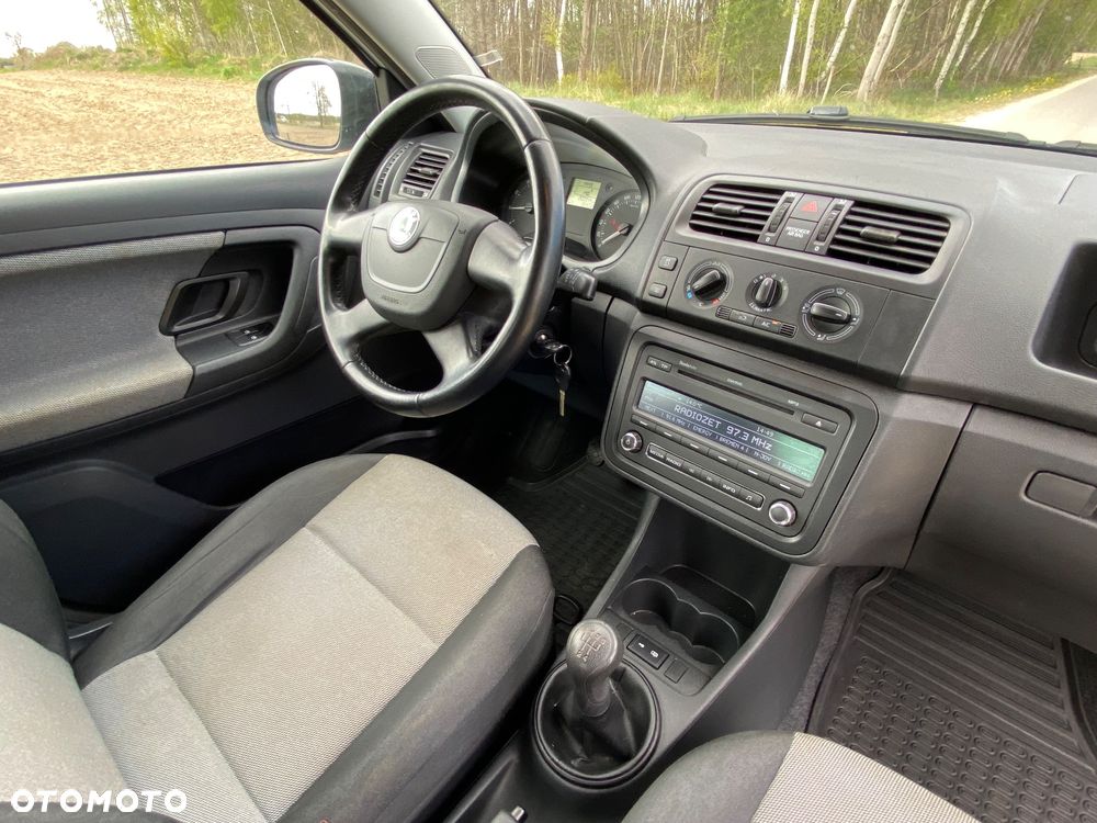 Skoda Fabia 1.2 HTP Ambiente - 13