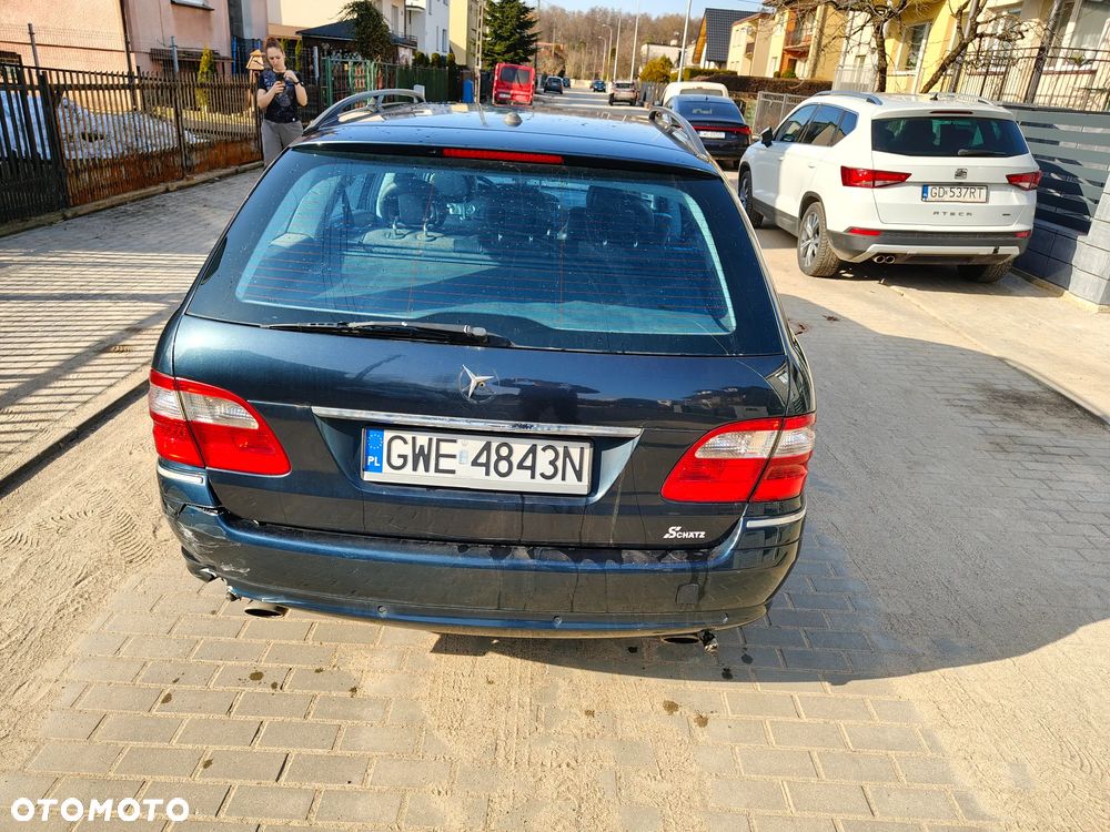 Mercedes-Benz Klasa E 320 CDI T Avantgarde - 11
