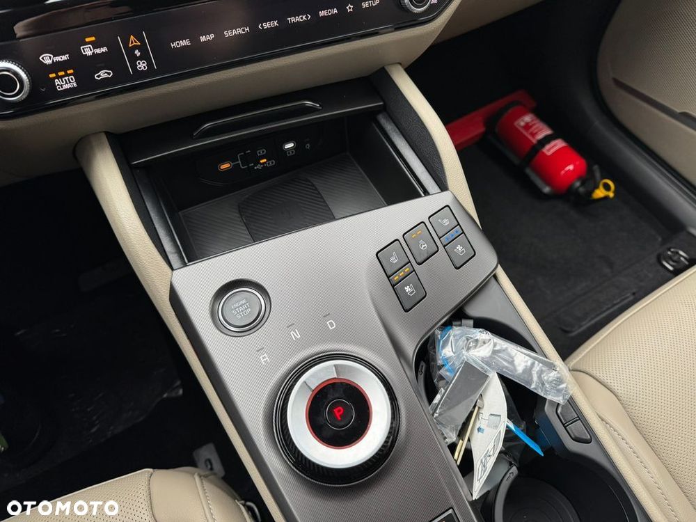 Kia Sportage 1.6 T-GDI HEV Business Line 2WD - 13