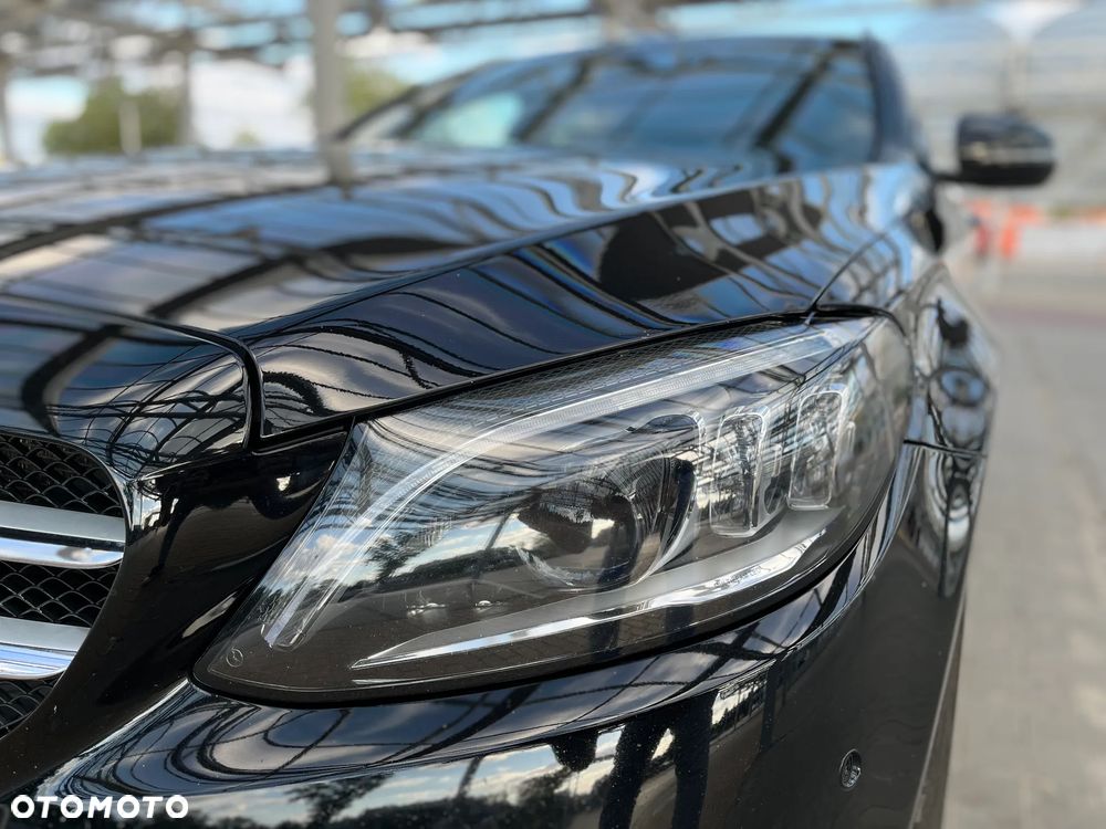 Mercedes-Benz Klasa C 300 de 9G-TRONIC Avantgarde - 11