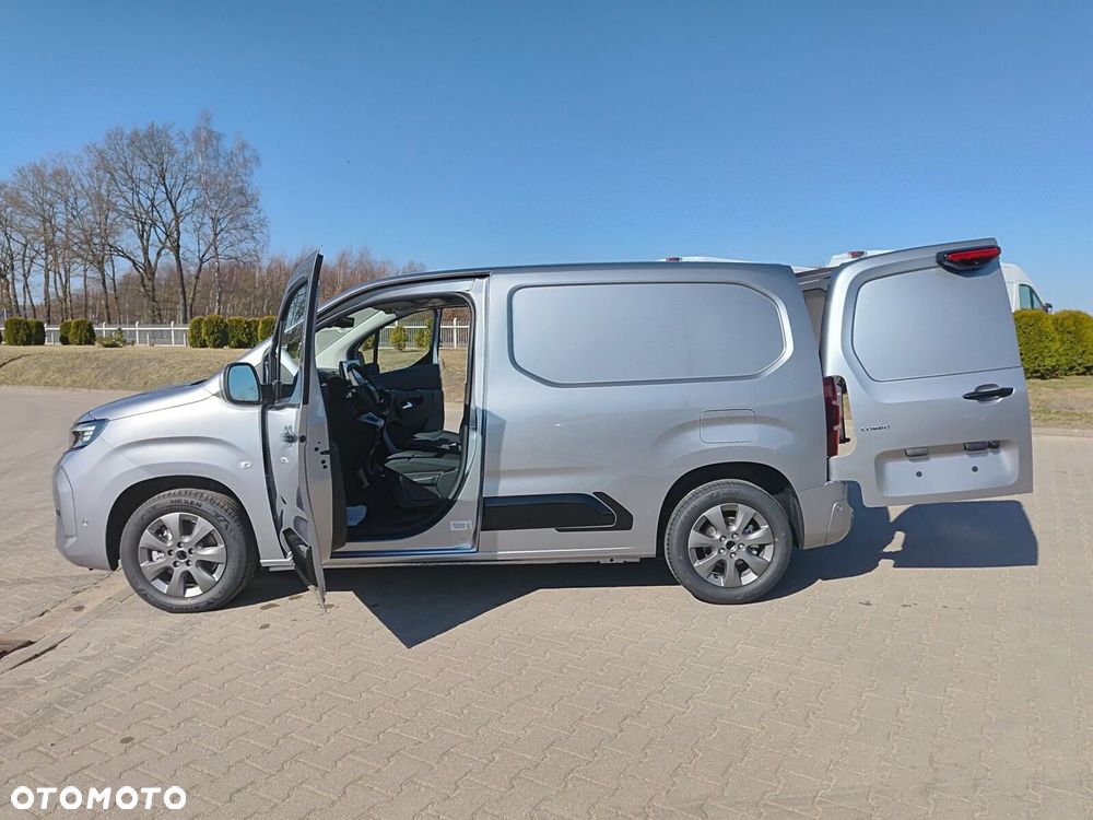 Opel Combo Cargo Combo Cargo Furgon M TECH Diesel 130KM Automat - 12