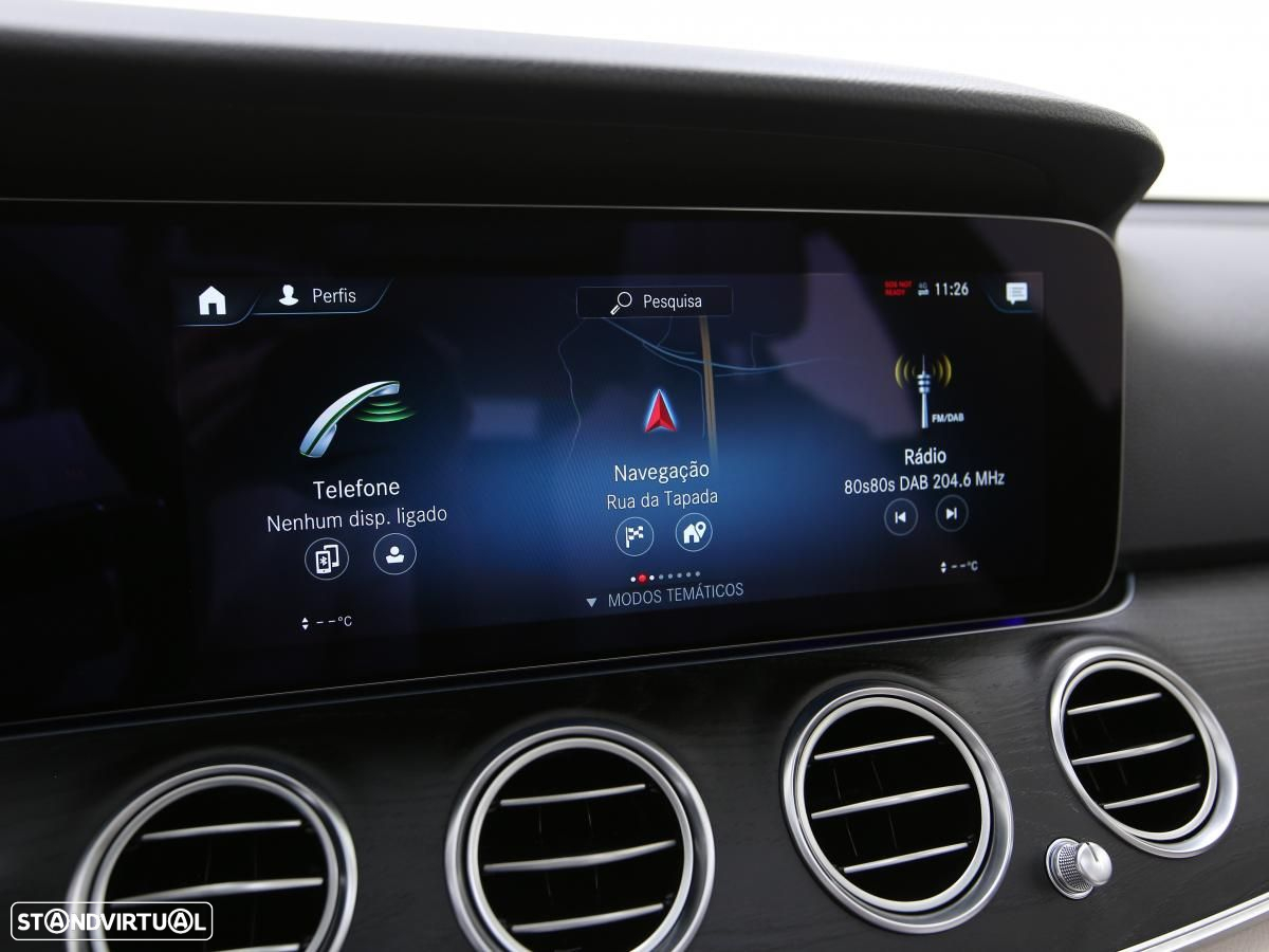 Mercedes-Benz E 300 de AMG Line 4Matic - 23
