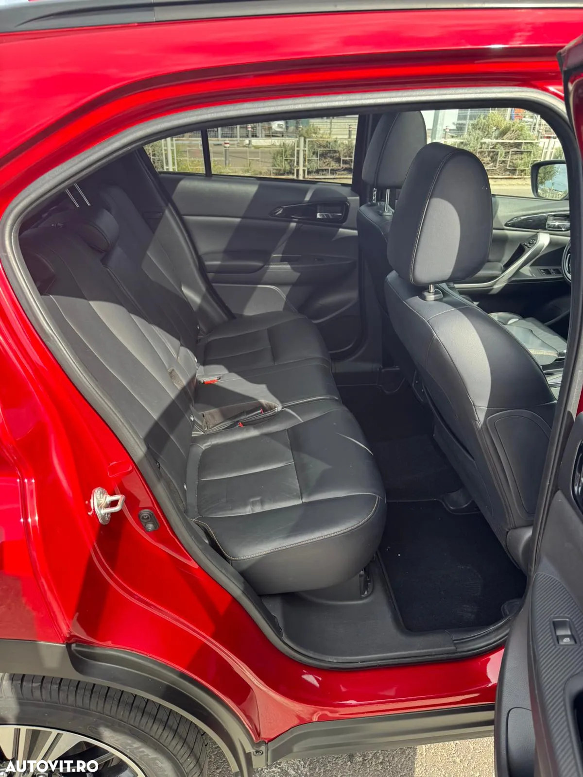 Mitsubishi Eclipse-Cross 1.5-litre 16-valve DOHC MIVEC 4X4 Instyle+ Aut. - 9