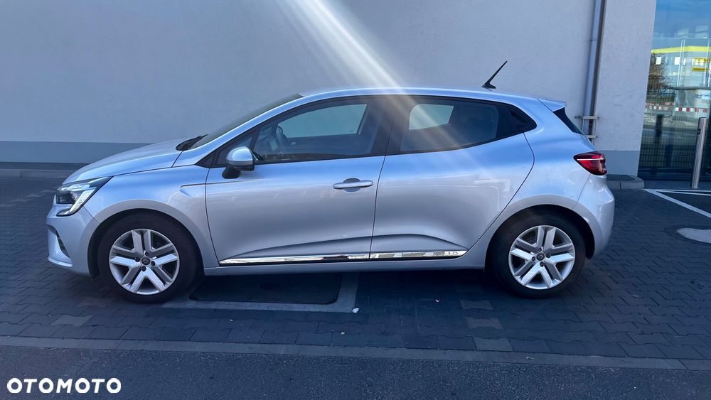 Renault Clio - 7