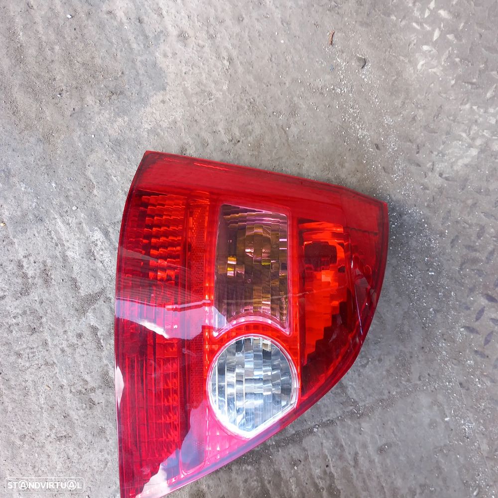 Farol tras lado condutor honda civic ano 2002 - 2