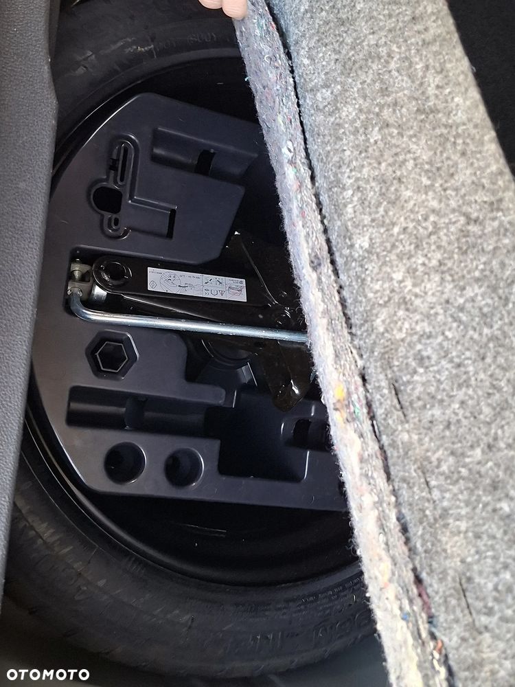 Renault Captur - 26