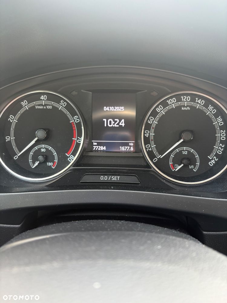 Skoda RAPID 1.0 TSI Ambition - 2