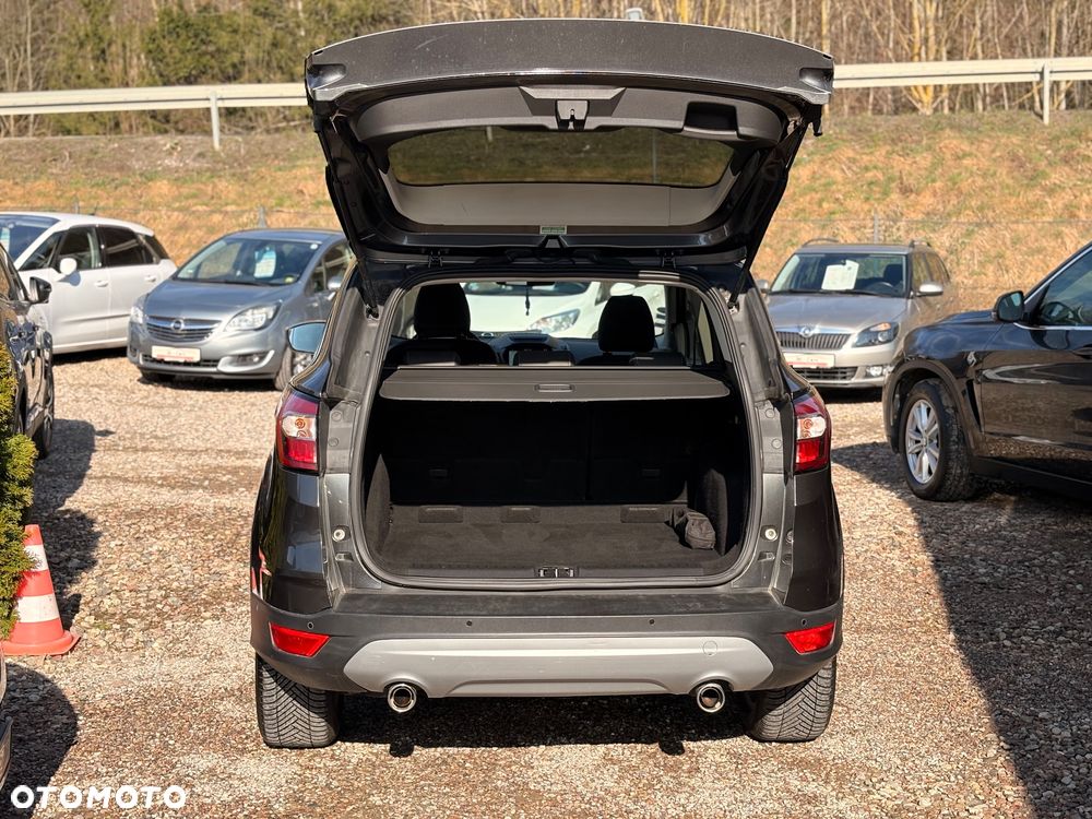 Ford Kuga 2.0 TDCi 2x4 Titanium - 18