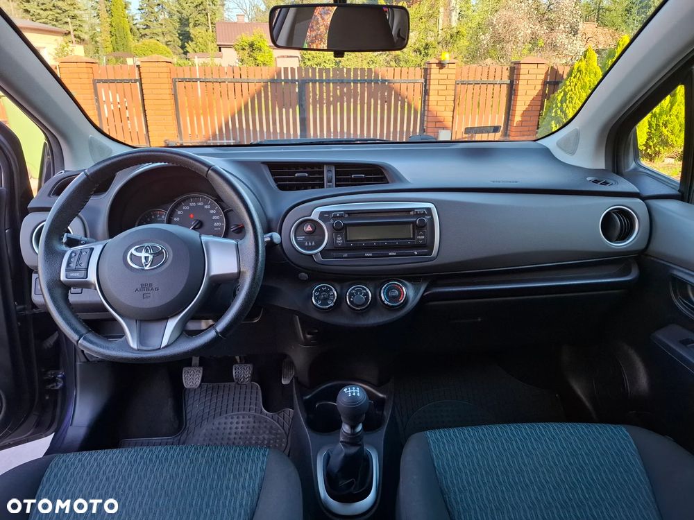 Toyota Yaris 1.33 Luna - 4