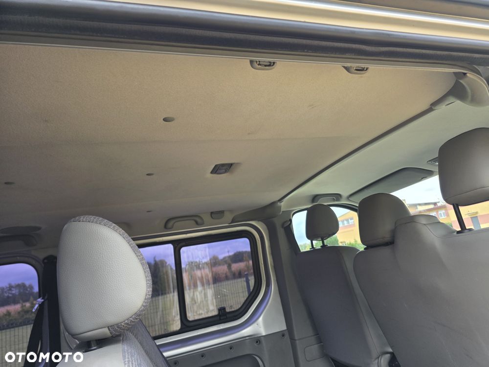 Opel Vivaro - 10