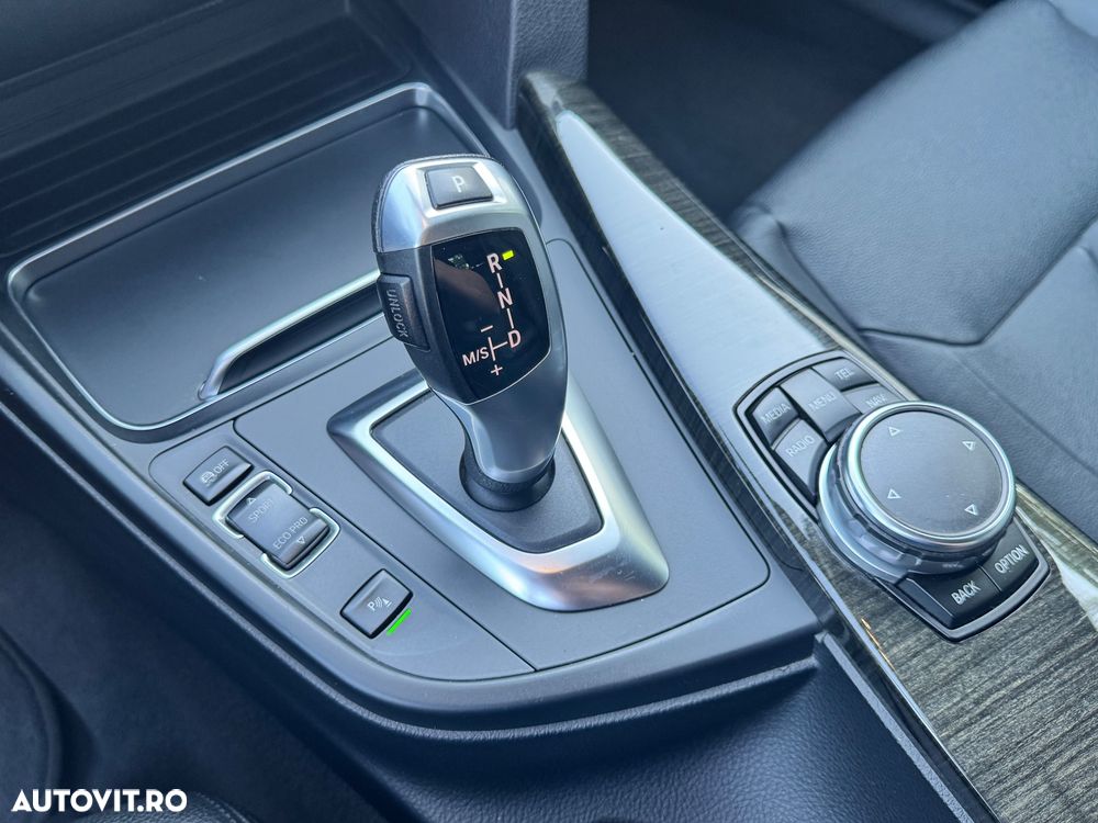 BMW Seria 3 320d xDrive Sport-Aut. Luxury Line - 16