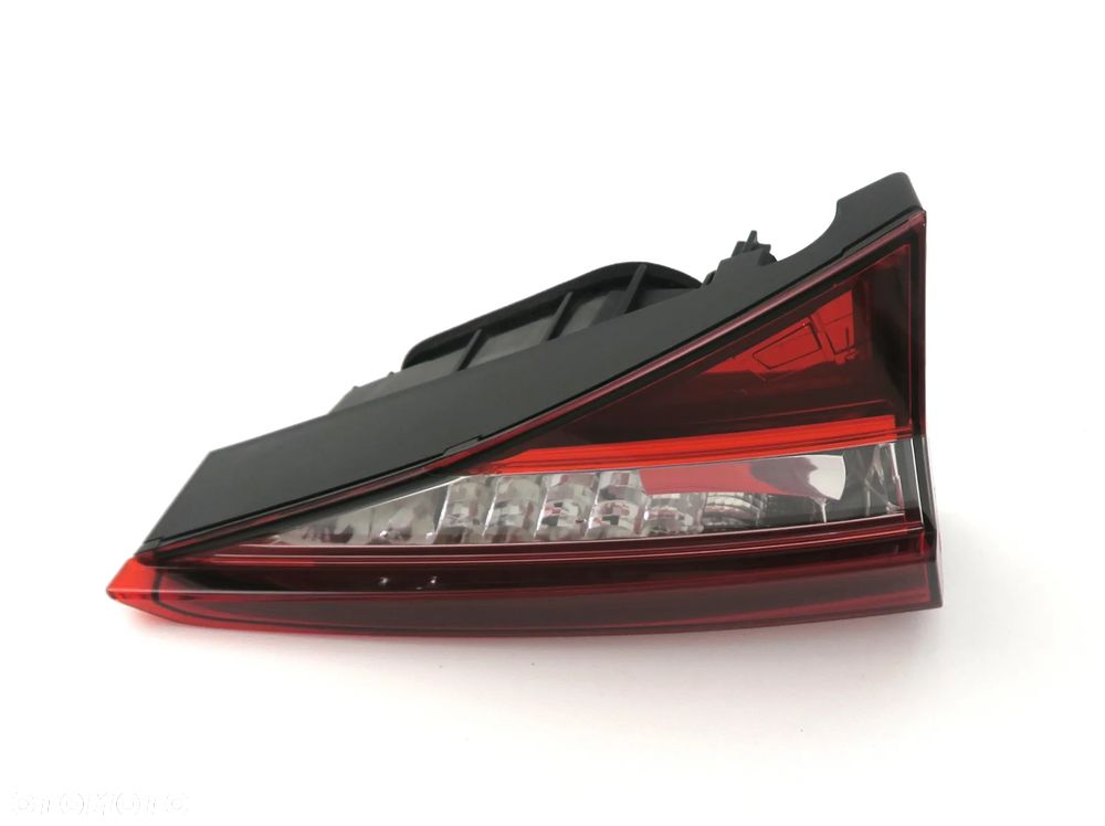 SKODA SUPERB 3 III kombi 3V9 Lampa LED klapa tył L ORYGINAŁ OE - 10