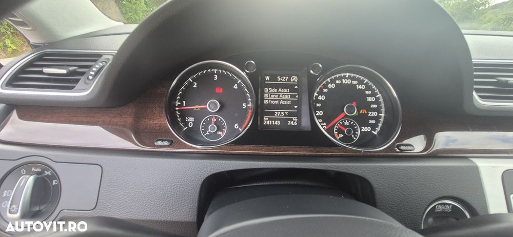 Volkswagen Passat Alltrack - 12