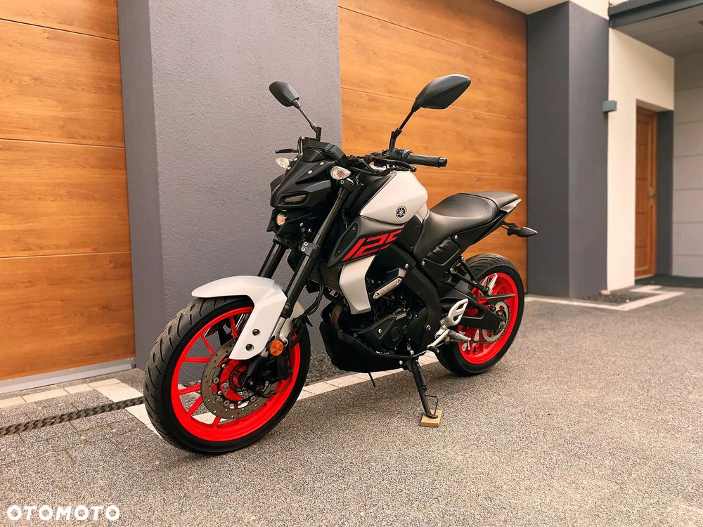 Yamaha MT - 4
