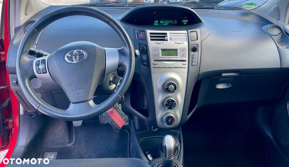 Toyota Yaris 1.3 Luna Hit - 5