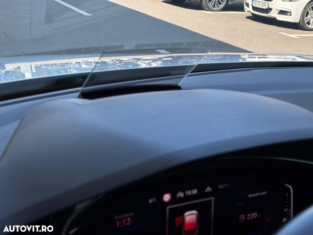 Volkswagen Tiguan - 14