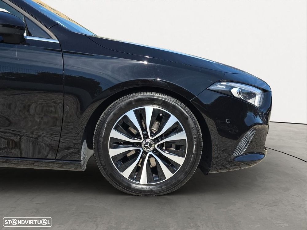 Mercedes-Benz A 180 Limousine d Style Plus Aut. - 6