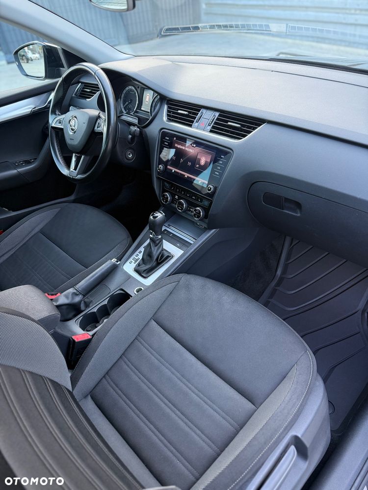 Skoda Octavia 1.6 TDI Drive DSG - 10
