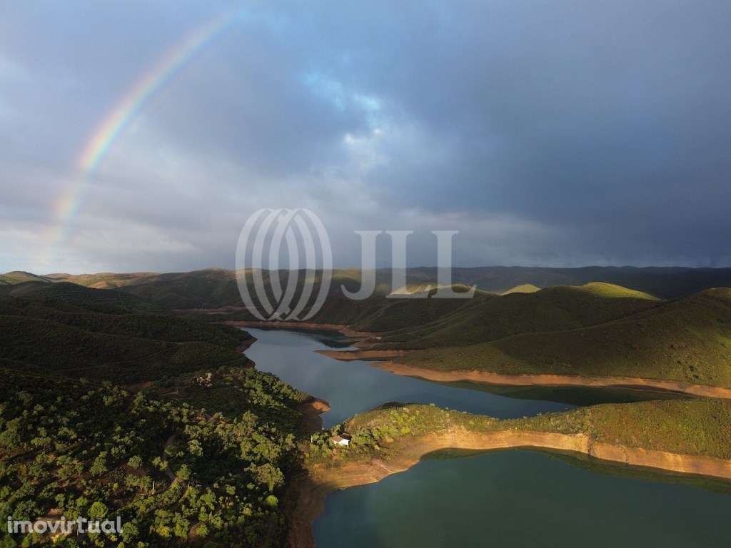 Terreno em Silves no Algarve - Grande imagem: 3/15