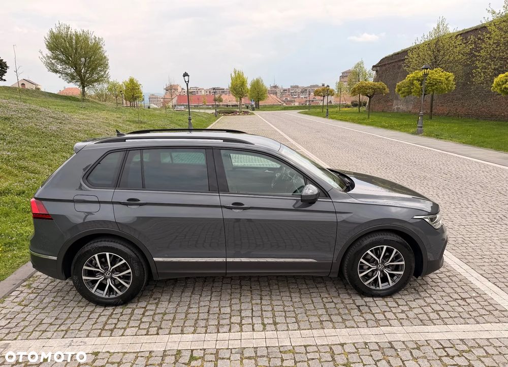 Volkswagen Tiguan 2.0 TDI SCR 4Mot Elegance DSG - 20
