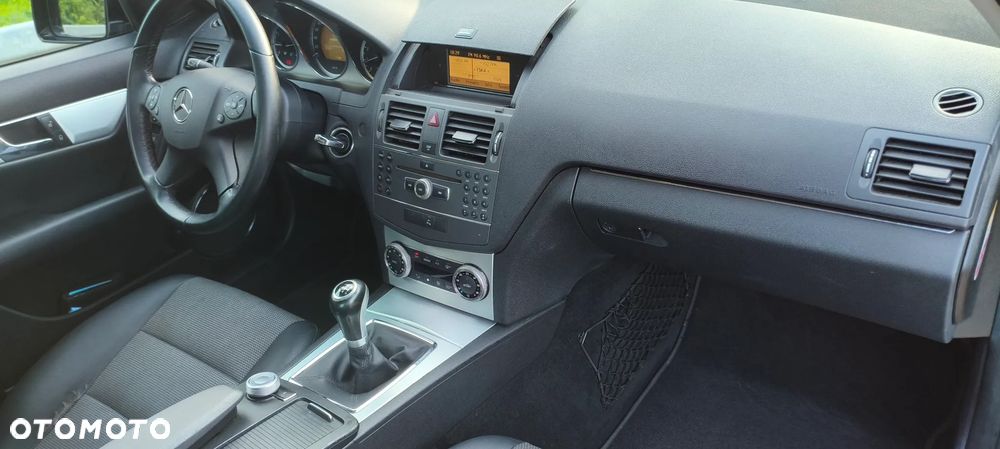 Mercedes-Benz Klasa C 180 Kompressor Avantgarde - 18