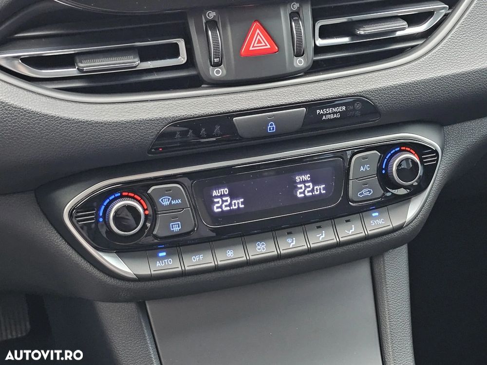 Hyundai i30 1.6 CRDI DCT Trend - 19