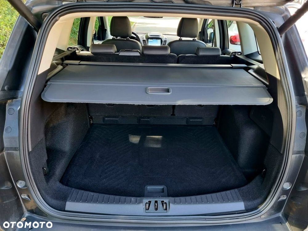 Ford Kuga 1.5 EcoBoost 2x4 Titanium - 13