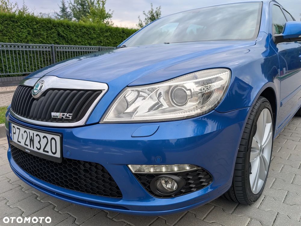 Skoda Octavia 2.0 TDI DPF RS - 27