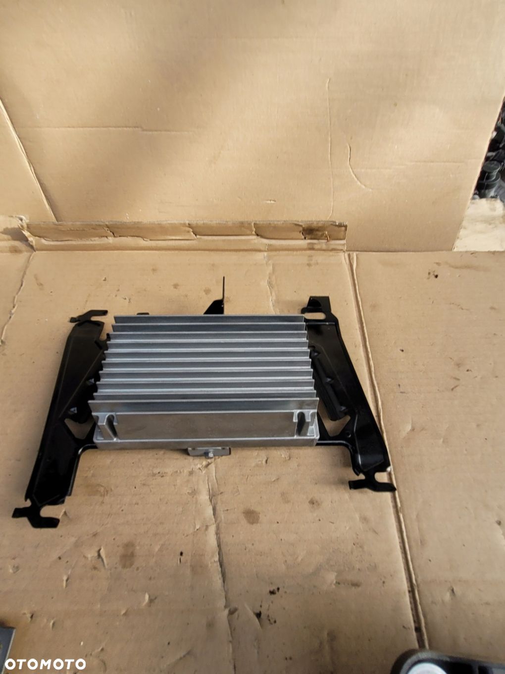 BMW F30 F31 F20 F21 WZMACNIACZ HI-FI 9312454 - 1