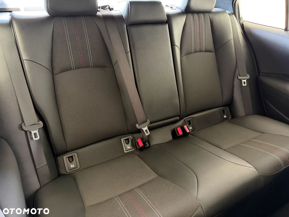 Toyota Corolla 1.8 Hybrid GR Sport - 26