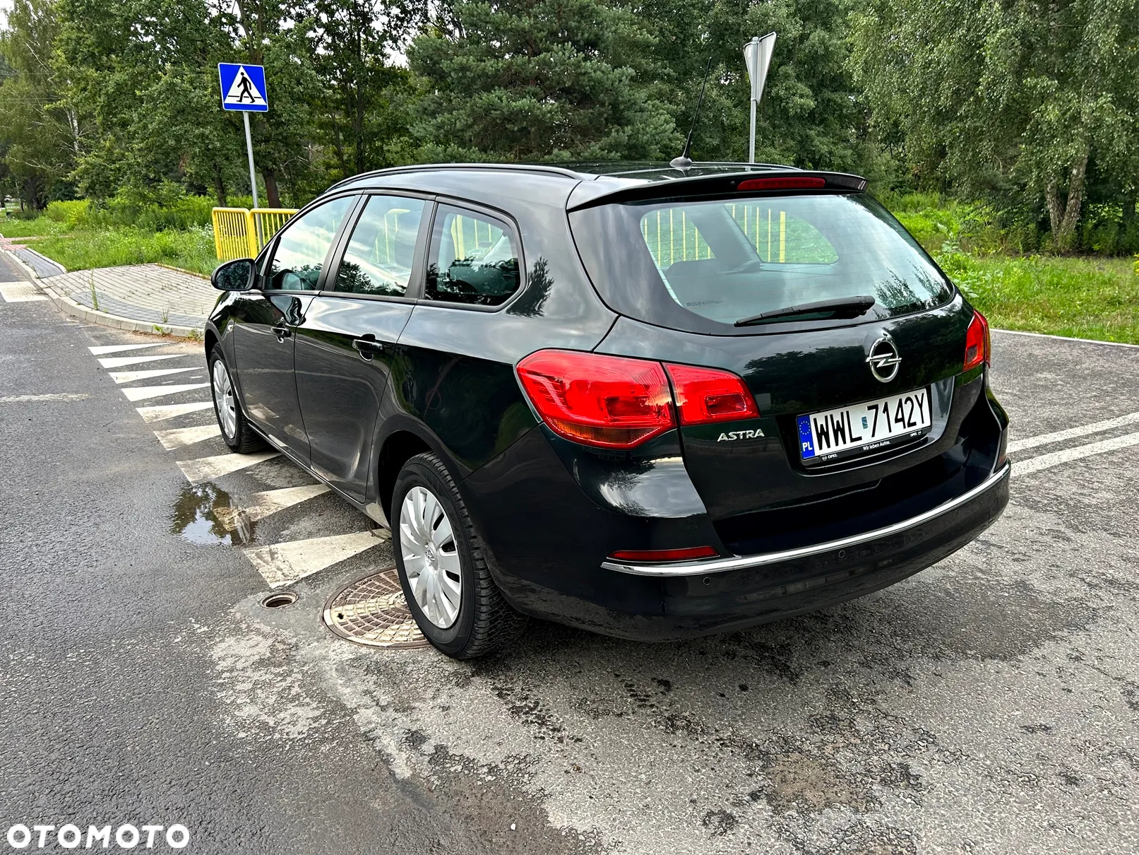 Opel Astra IV 1.4 T Active - 2