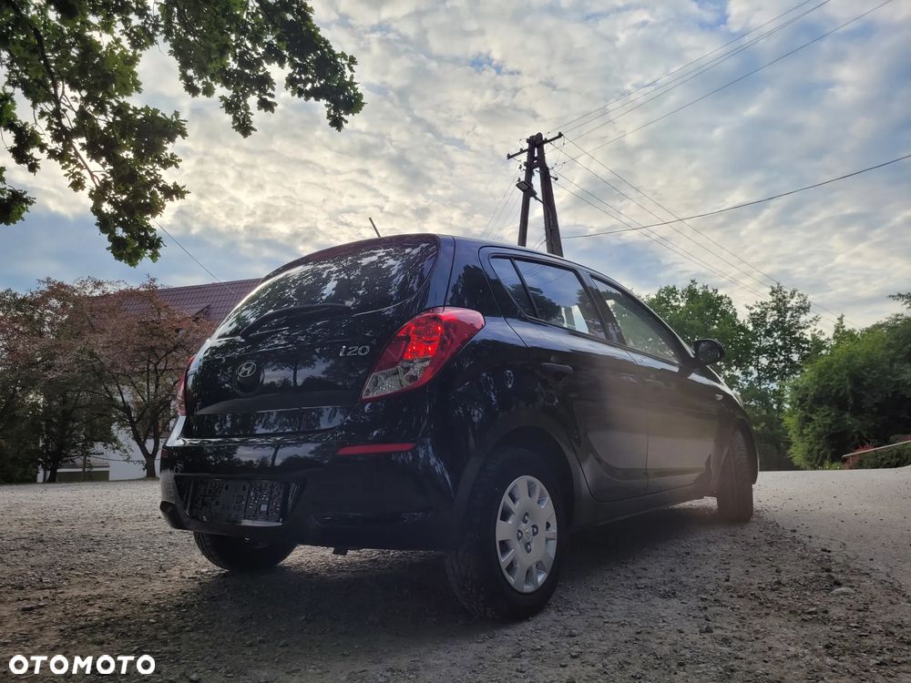 Hyundai i20 1.2 Fifa World Cup Edition - 30