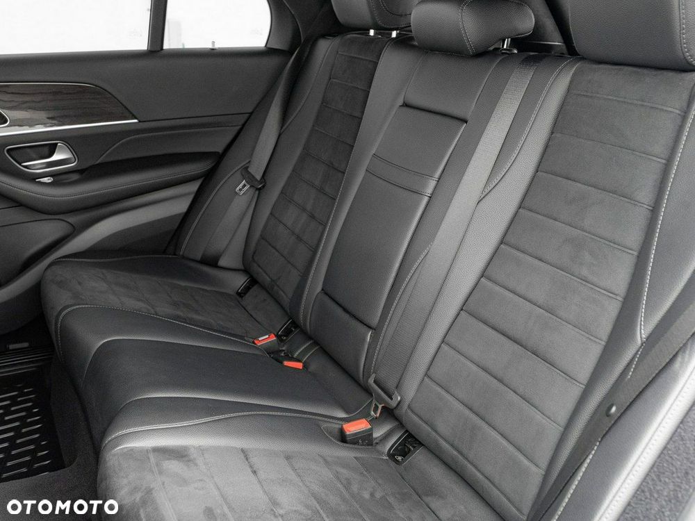 Mercedes-Benz GLE - 28