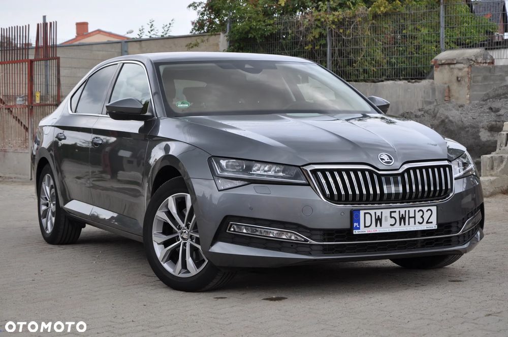 Skoda Superb 2.0 TDI SCR Ambition DSG - 1