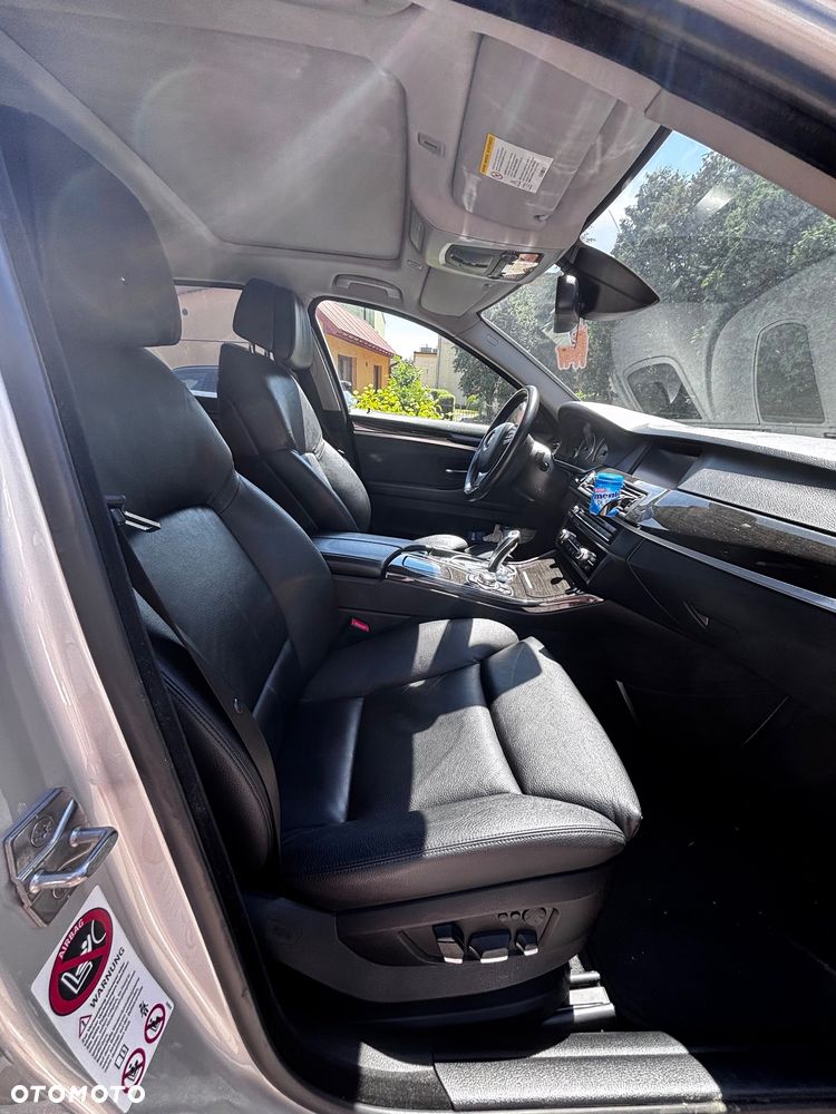 BMW Seria 5 535i xDrive - 8