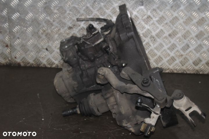 SKRZYNIA BIEGÓW OPEL MERIVA A 1.3CDTI - 2