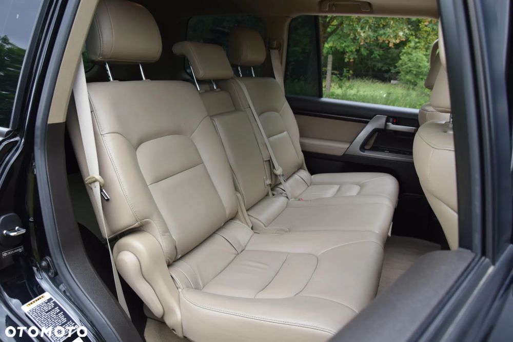 Toyota Land Cruiser LC 4.5 D-4D Sol - 10