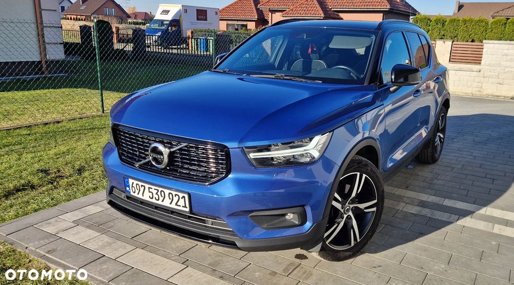 Volvo XC 40 D4 AWD Geartronic R-Design - 2