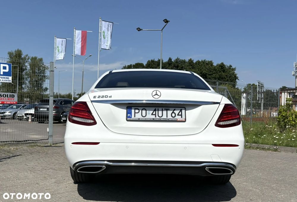 Mercedes-Benz Klasa E 220 d 9G-TRONIC - 7