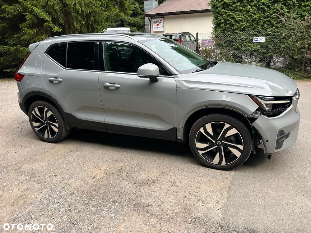 Volvo XC 40 B5 B AWD Ultimate Bright - 4
