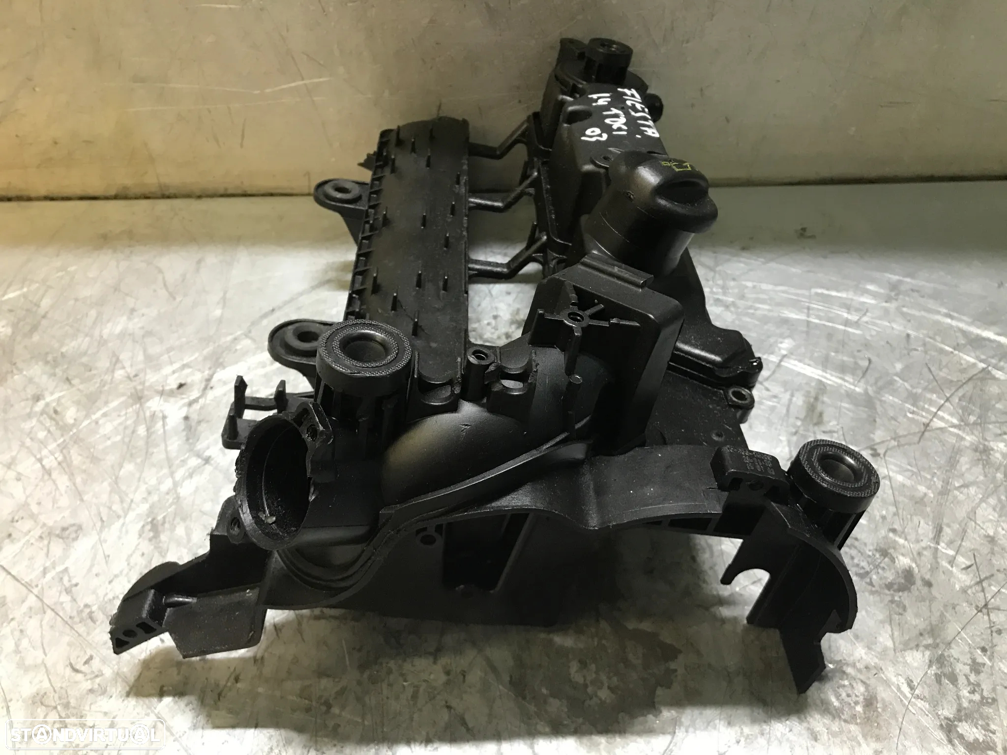 TAMPA DAS VALVULAS / COLECTOR DE ADMISSÃO PEUGEOT / CITROEN / FORD 1.4HDI 1.4TDCI - 2