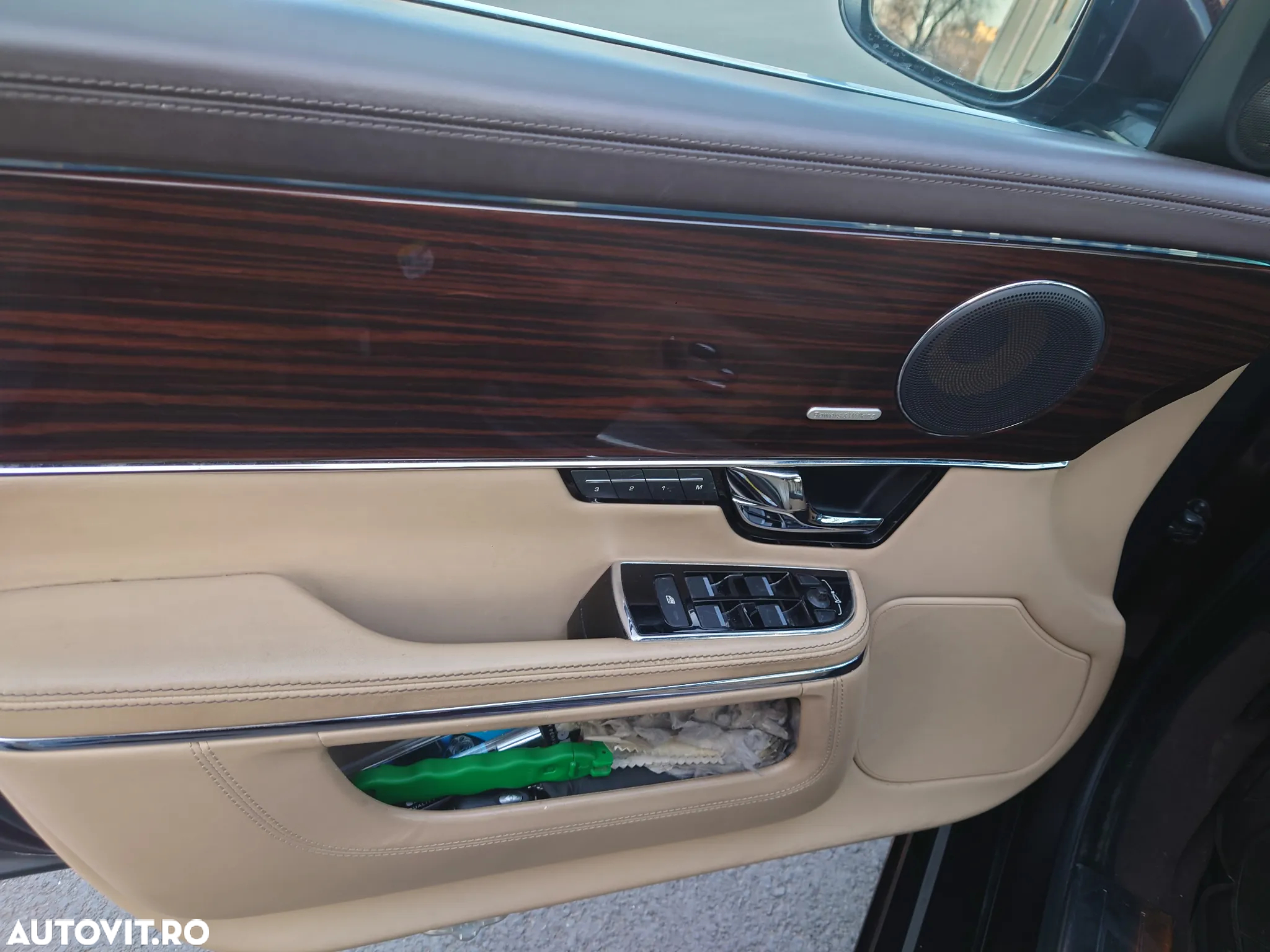 Jaguar XJ 30d Premium Luxury - 29