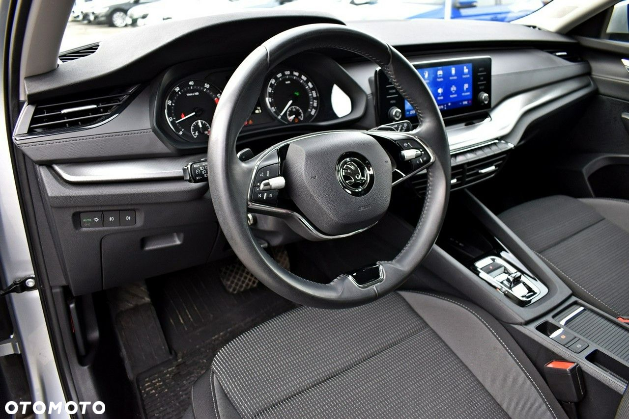 Skoda Octavia - 10