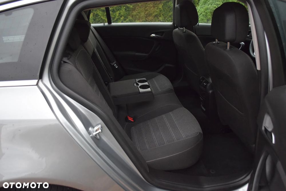 Opel Insignia 2.0 CDTI automatik 4x4 Innovation - 17