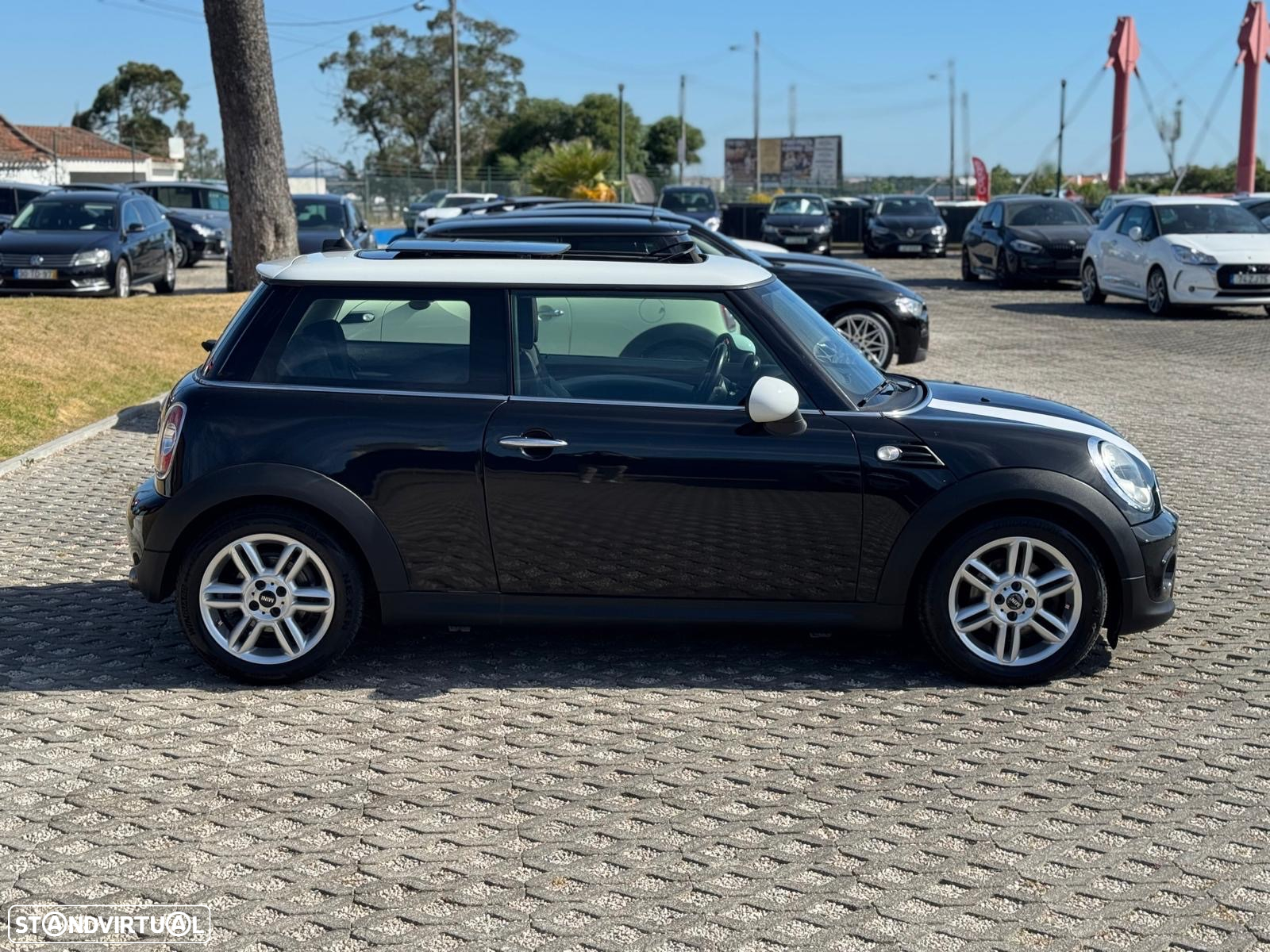 MINI 3 Portas Cooper D - 6