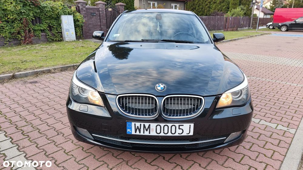 BMW Seria 5 520d - 26