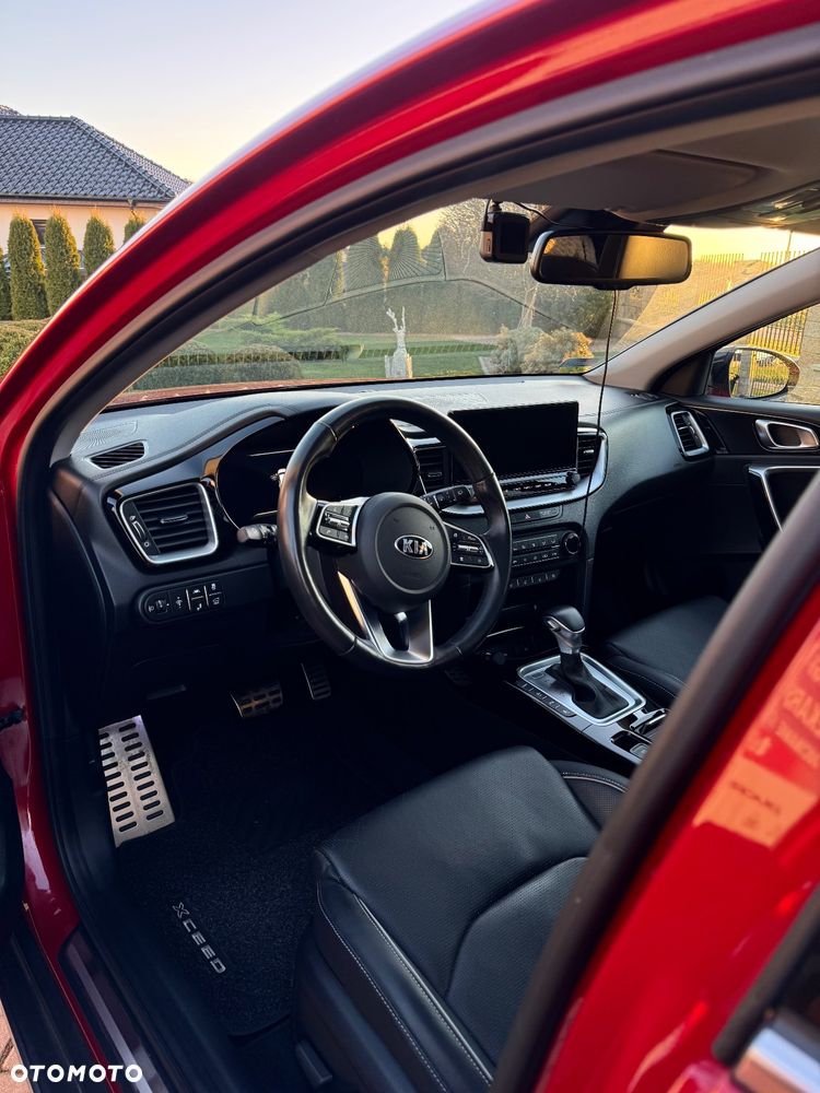 Kia XCeed 1.4 T-GDI L Business Line DCT - 4