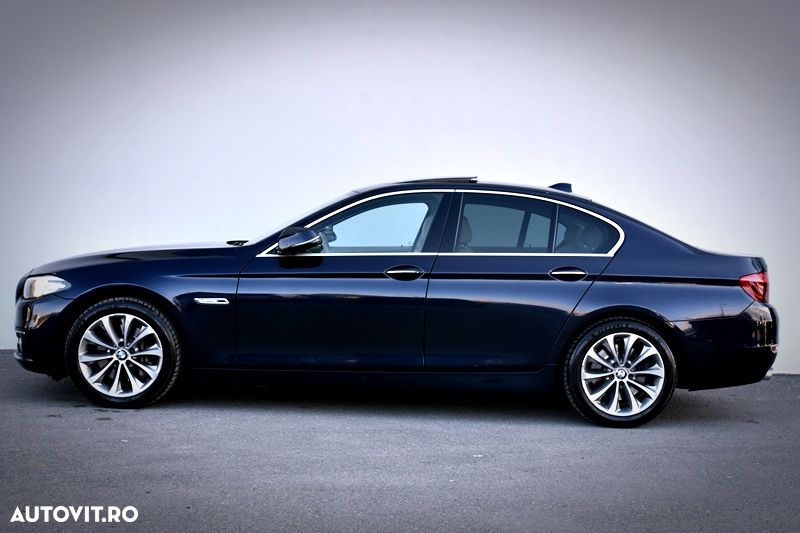 BMW Seria 5 530d xDrive Aut. Modern Line - 7