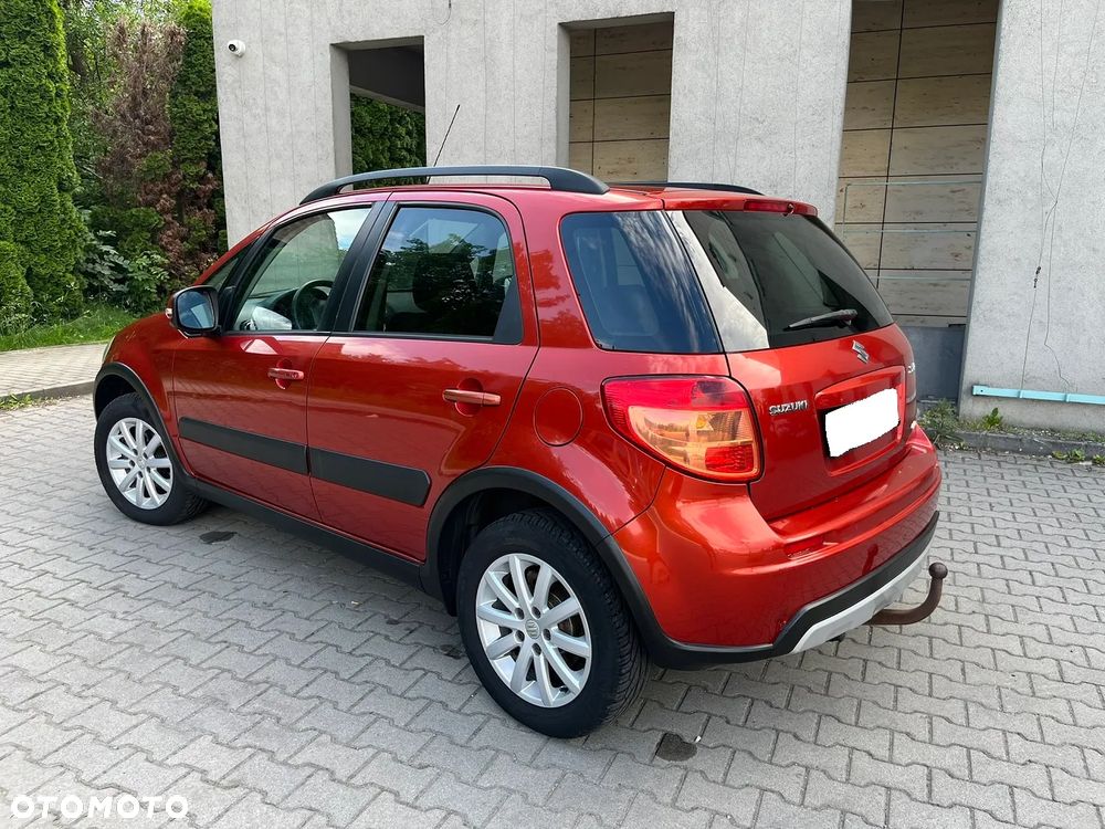 Suzuki SX4 Classic 1.6 VVT 4x4 Style - 4